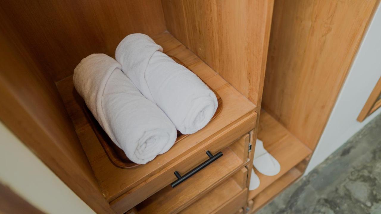 Smedi Coliving Hotell Yogyakarta Eksteriør bilde